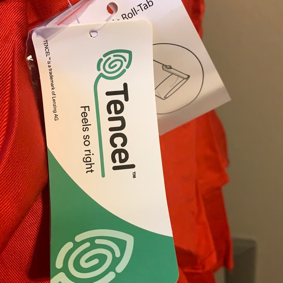 REBA Rodeo Red Layered Button Down Top - Picture 13 of 16